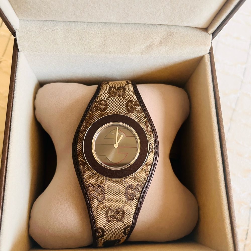 Gucci Brown GG Monogram Watch